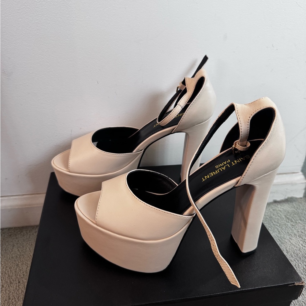 NWOT: Cream Platform Sandals - Picture 2 of 7